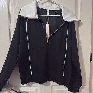 Elegant Black and White Women's Sweatshirt